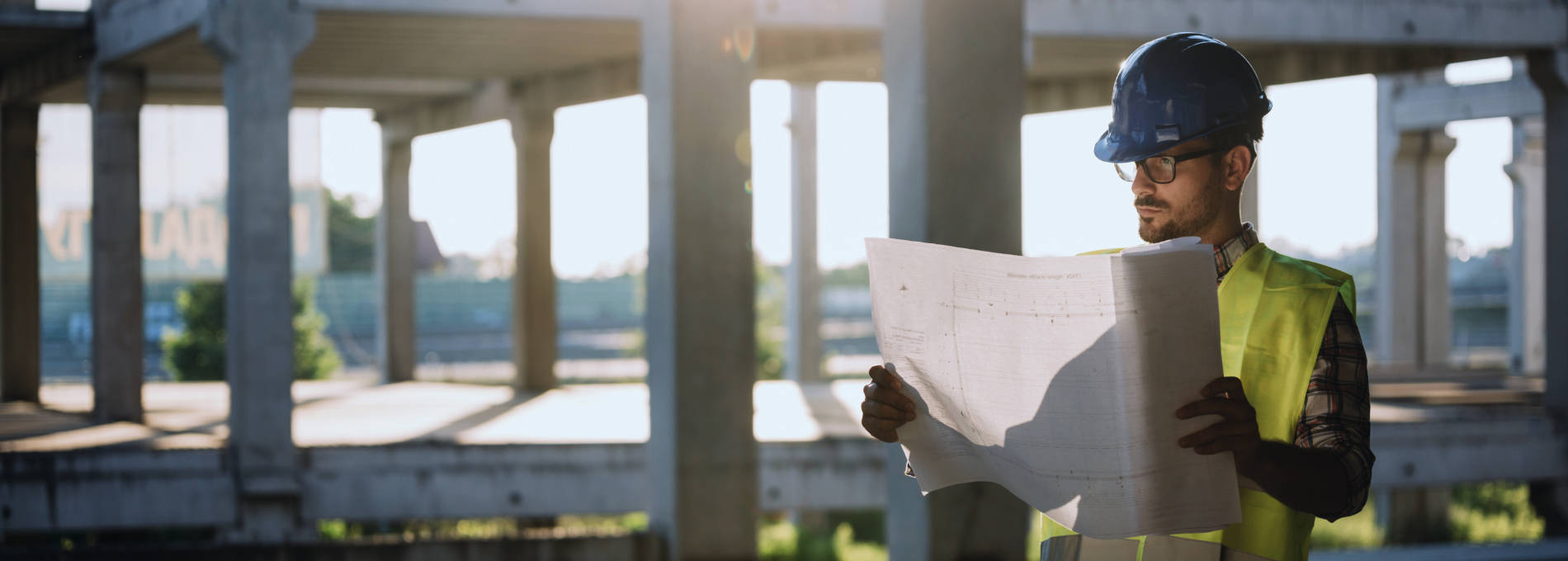 Servicios - Supervisión técnica  independiente e interventoría de obra